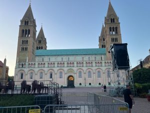 Zo ziet de kathedraal van Pécs er uit bij daglicht
